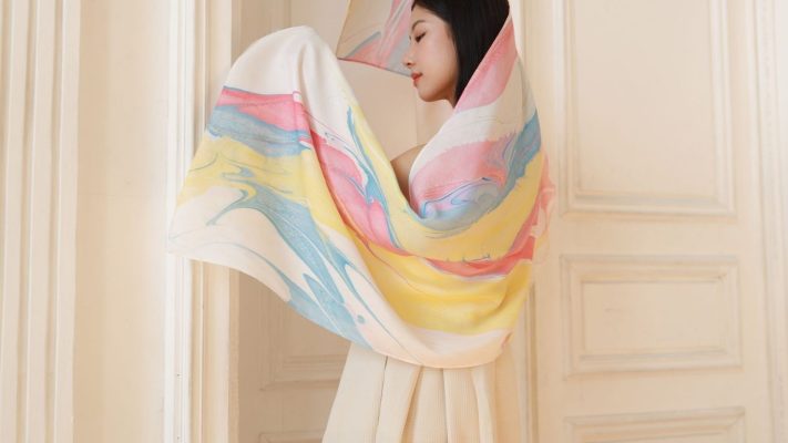 Khăn Lụa Tơ Tằm Hà Nội - Địa Chỉ Uy Tín Cho Áo Dài