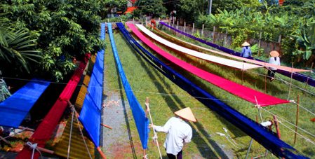 Vải Lụa Nha Xá Giá Rẻ - Có Nên Chọn May Áo Dài?