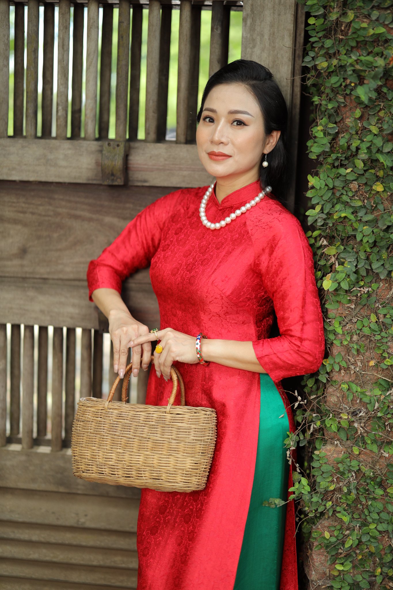 Vải Lụa Nha Xá Giá Rẻ - Có Nên Chọn May Áo Dài?