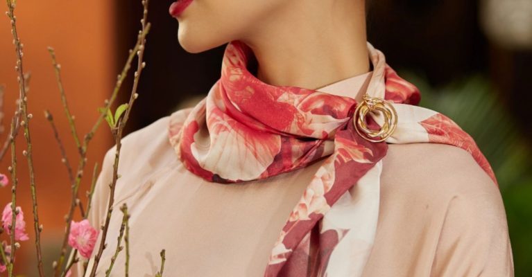 Giá Khăn Đũi Tơ Tằm: Có Đắt Như Bạn Nghĩ?