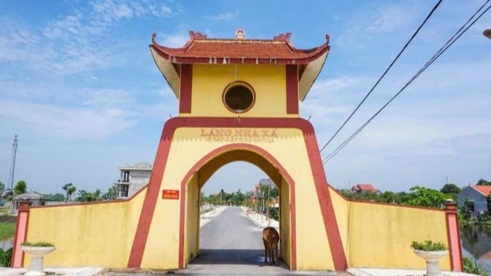 Khăn Đũi Tơ Tằm Và Áo Dài: Cặp Đôi Hoàn Hảo Cho Phong Cách Việt