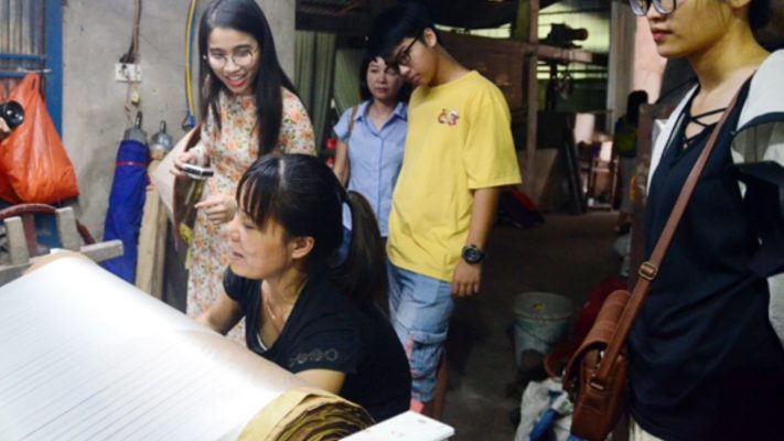 Mua Khăn Đũi Tơ Tằm Nha Xá: Địa Chỉ Uy Tín Nhất Hiện Nay