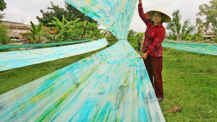 Vải Lụa Hoa Văn: Lựa Chọn Hoàn Hảo Cho Áo Dài Truyền Thống