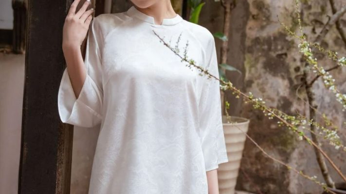 Quy Trình Dệt Lụa Tơ Tằm Nha Xá Tạo Nên Áo Dài Đẹp