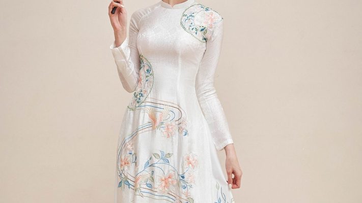 Bảng Size Áo Dài May Sẵn: Hướng Dẫn Chọn Size Chuẩn Form