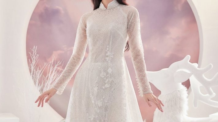 Top 10 Mẫu Áo Dài Lụa Tơ Tằm Đẹp Nhất Cho Mùa Cưới 2025