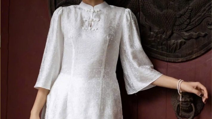 Pháp Phục Lụa Tơ Tằm – Vẻ Đẹp Thanh Tịnh Từ Tự Nhiên