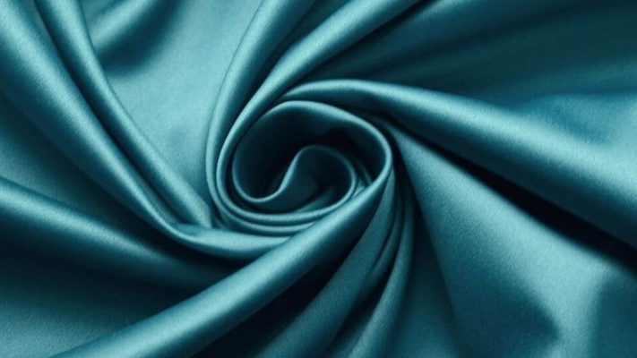 Vải Lụa Pháp – Bí Quyết Tạo Nên Pháp Phục Cao Cấp