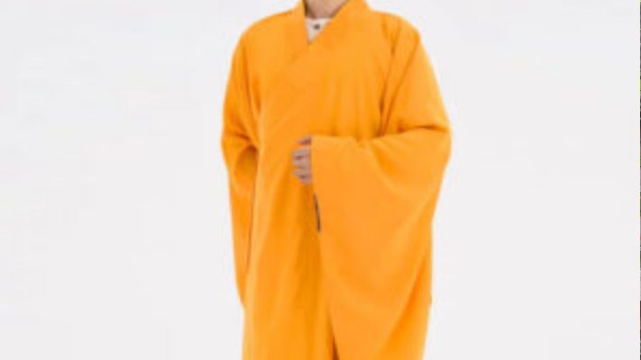 Pháp Phục Nam Tông – Vẻ Đẹp Đơn Sơ Mà Thanh Tịnh