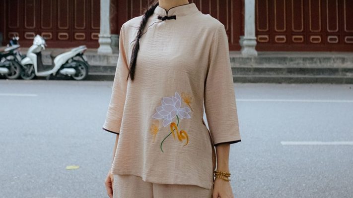Cửa Hàng Pháp Phục Phật Giáo Vũ Việt Silk Tại Hà Nội