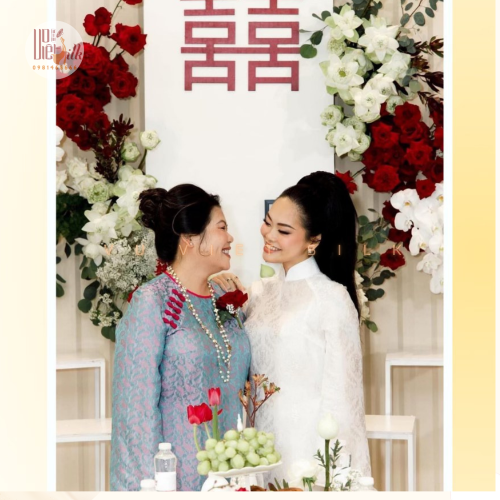 Áo dài lụa cho mẹ ngày cưới